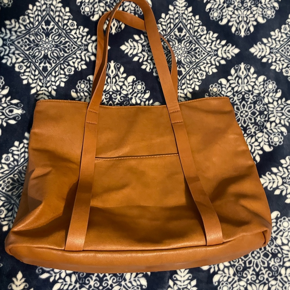 EXCELLENT CONDITION Universal Thread Brown Hobo Shoulder Bag - Super Roomy! - Picture 3 of 13